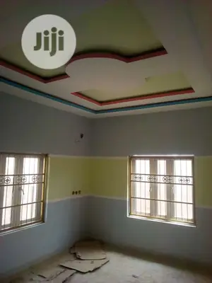 Painter And Screeding