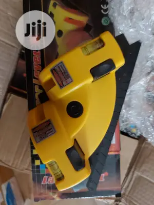 90 Degrees Infrared Laser Level Right Angle Meter