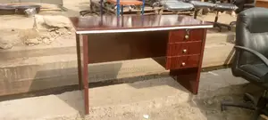 4fit/2fit Newly Made Office Table