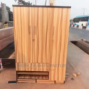 Wardrobe With 3 Doors and 1 Drawer With Shoe Rack