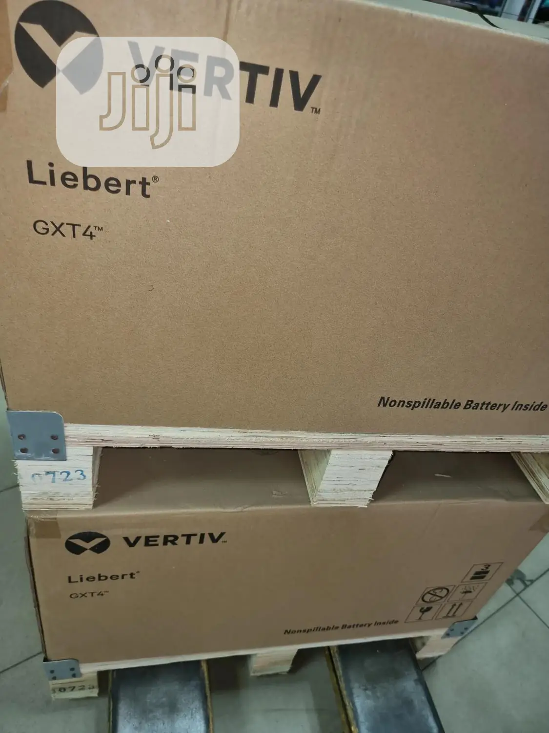 GXT4-5000RT230E Liebert Vertive Emerson 5kva 5000VA UPS