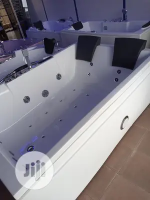 120*180 Double Jacuzzi With Best Pumping Matching