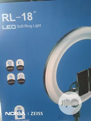 RL-18 Ring Light