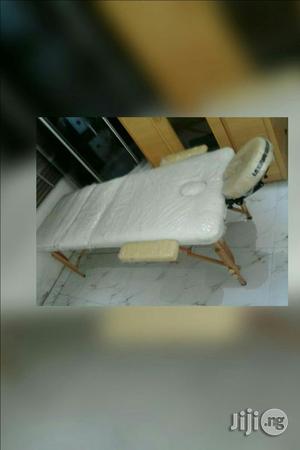 Massage Bed (Manual)