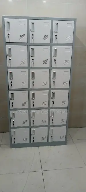 By 18 Doors Metal Lockers