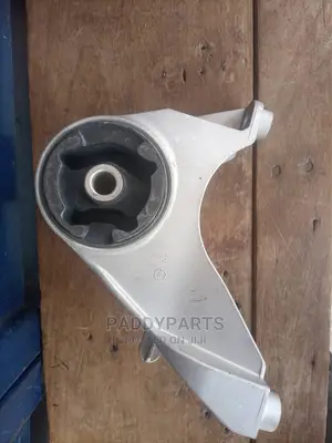 Chevrolet Captiva Engine Mount/ Seat