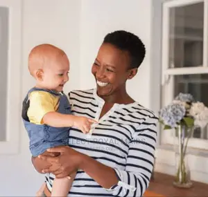 Hire Experienced Nanny And Housekeeper