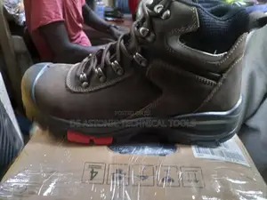Safety First (Plus)Safety Boot