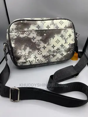 Louis Vuitton Alpha Mesenger Coated Canvas With Black-Tone