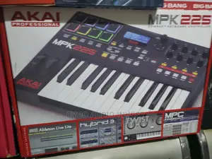 Original AKAI MPK-225 Studio Keyboard