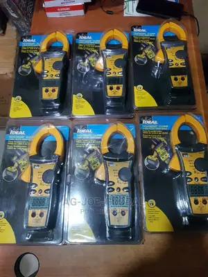 Ac Dc Clamp Meter