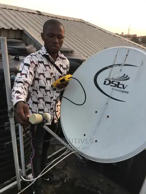 DSTV Installer in Lekki/Oniru Vi