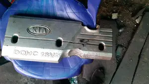 Kia Rio 2008 Engine Cover.