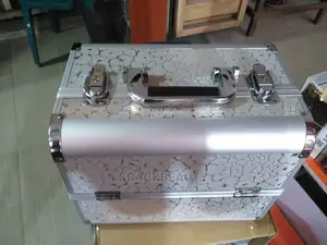 Professional Makeup Box 2 Step