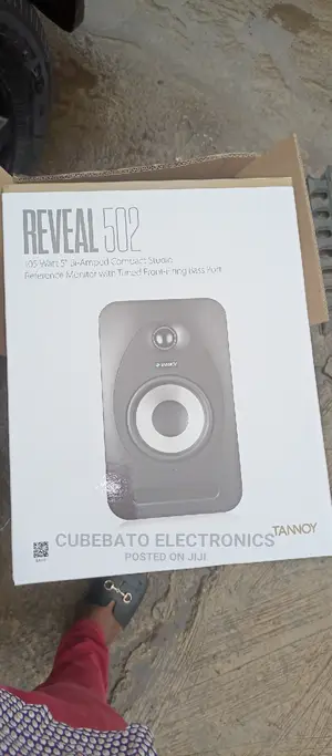 Tannoy Reveal 502 Speakers