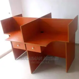 Office Workstation by Four