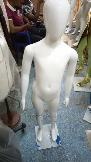 L2 Glossy White Unisex Kids Display Mannequins