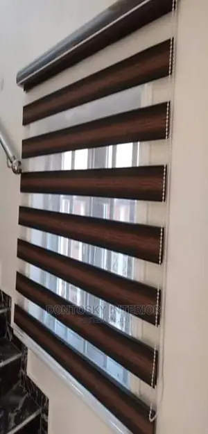 Quality Adjustable Day and Night Window Blinds.