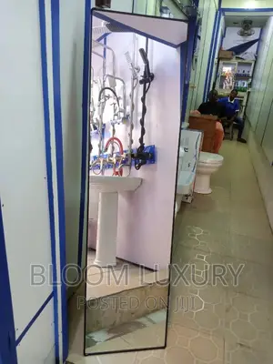 Plain Mirror