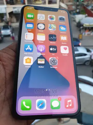 Apple iPhone X 64 GB Gray