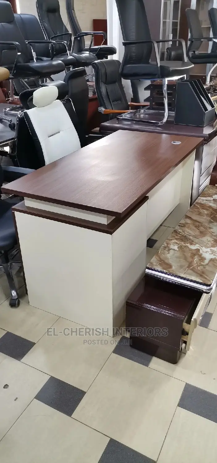 Office Table. 1.4m