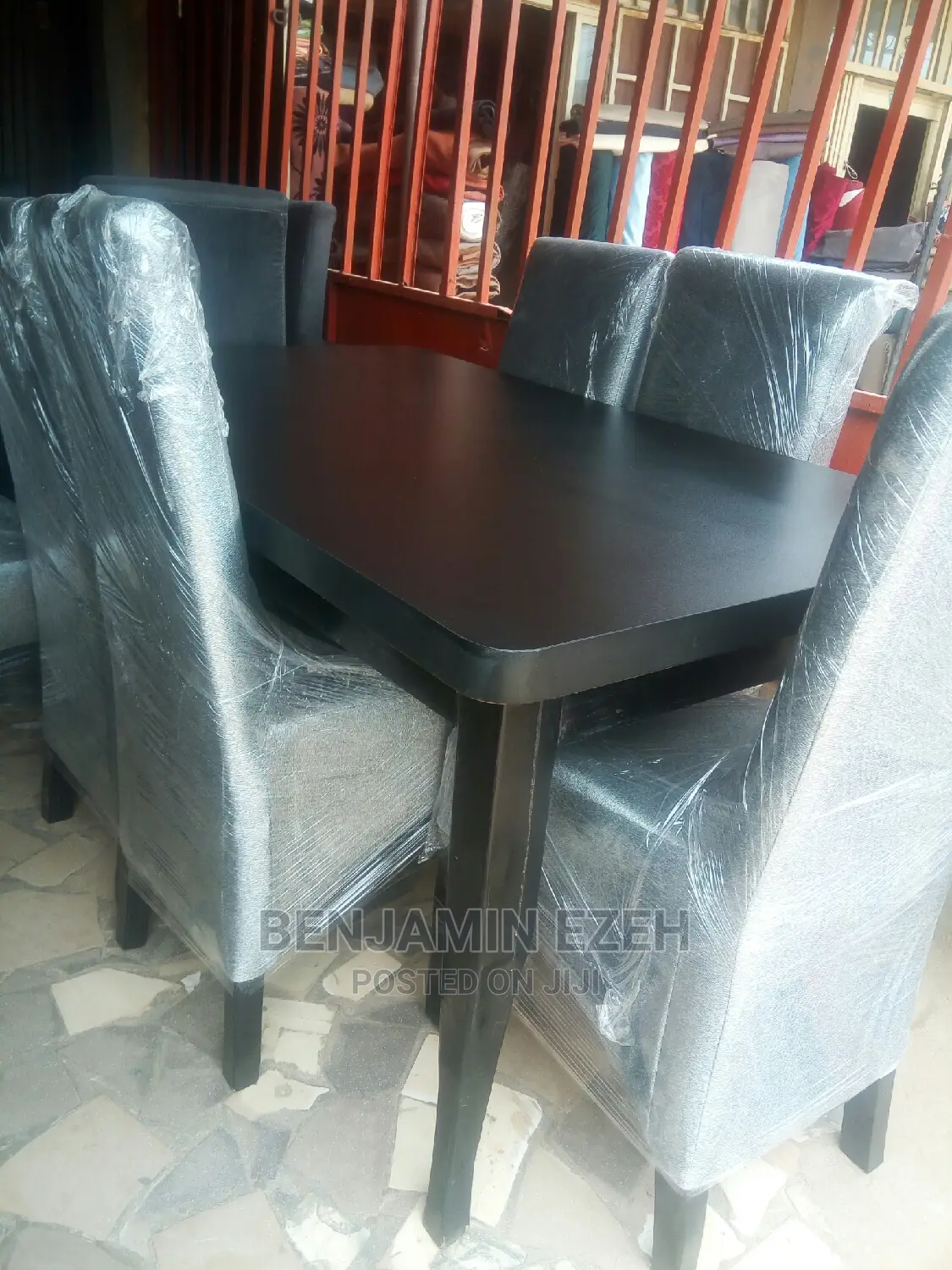 Dinning Table