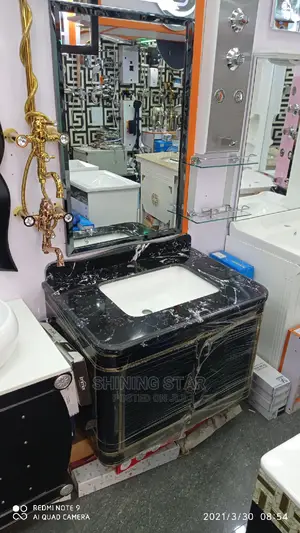 Cabinet Basin With Mirror