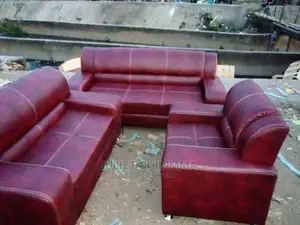 6 Seaters Leather Chair