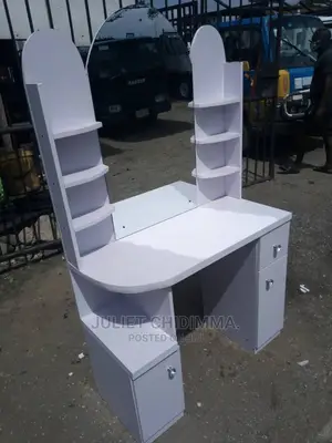 Quality Dresser