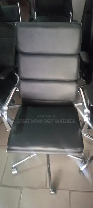 Executive Swivel Office Chair