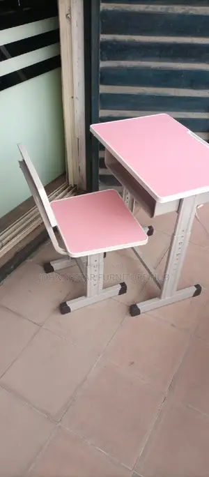 Italian Unique Students Tables and Chairs