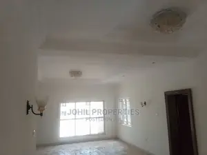 2bdrm Block of Flats in Guzape District for sale