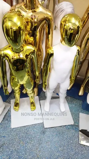 Age 0 To 3 Gold Chrome And Gold And Whtie Unisex Mannequins