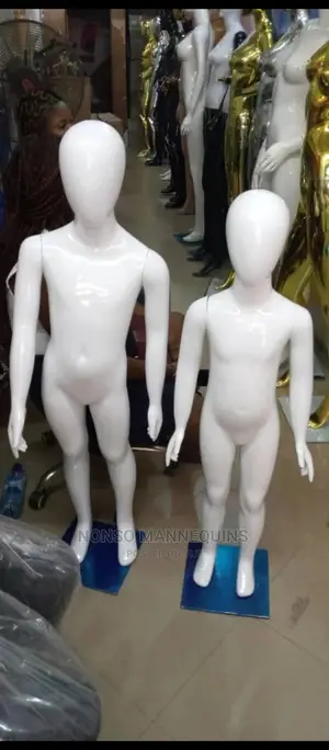Glossy White Unisex Kids Mannequins From Age 3years Upwards