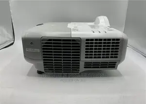 Short Throw Projectors