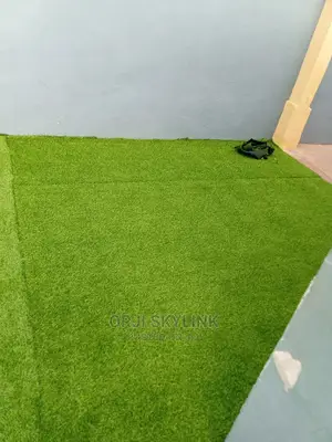 Green Grass Carpet
