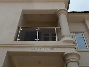 Premium Glass Rail