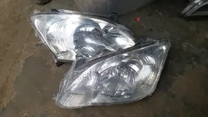 Headlamp for Toyota Corolla E 05