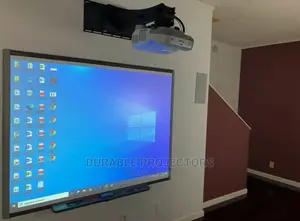 Short Throw Digital Large Venue Projector