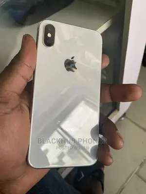 Apple iPhone X 64 GB White