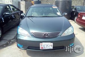 Toyota Camry XLE V6 4dr Sedan (3.0L 6cyl 5A) 2006 Gray