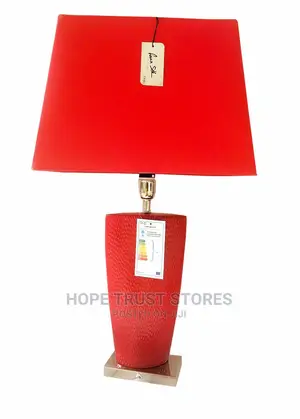 Hot Chilli Red Bahama Small Table Lamp With Red Shape