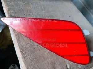 Hyundai Sonata Bumper Reflector 2014 Model
