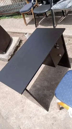 3feet Office Table