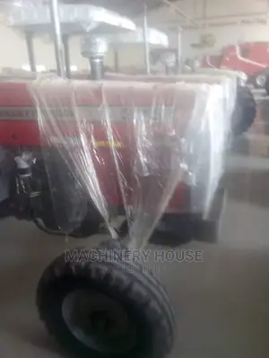 Massey Ferguson Tractors 385