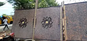 Special Design Gate 4 Sales.Giant and Strong for Your Homes.
