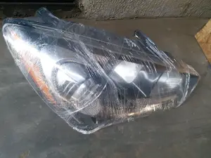 Hyundai Genesis 2010 Model Headlamp