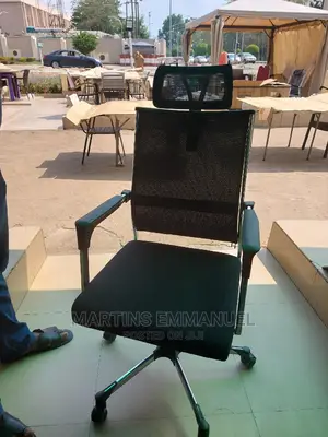 Executive Office Swivel Mesh Chair