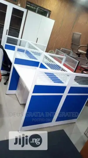 Office Workstation For 4 People