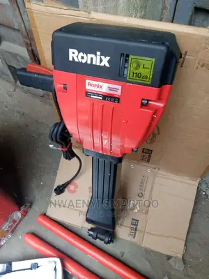 Heavy-Duty Air Jackhammer